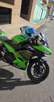 KAWASAKI NINJA 400 